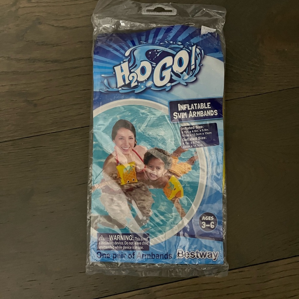 Inflatable swim armbands pineapple themed new sealed